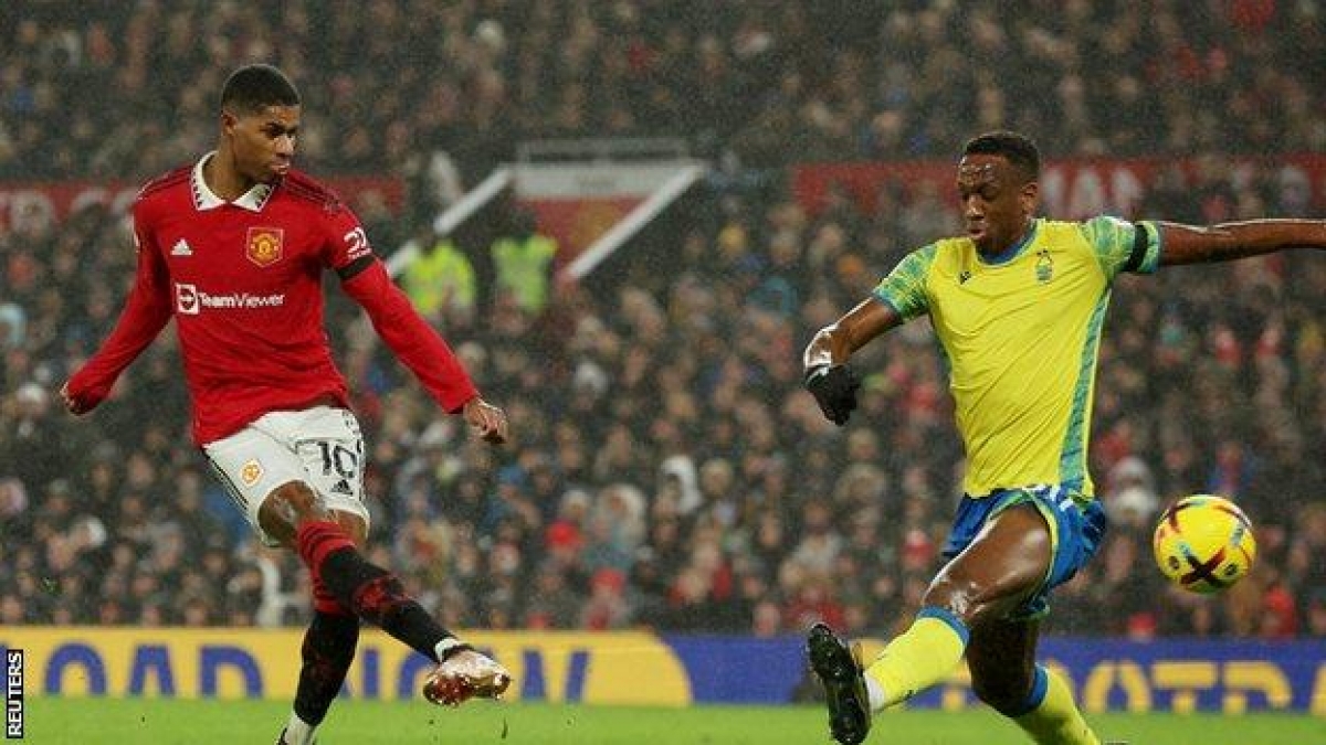 Marcus Rashford mở tỷ số cho MU (Ảnh: Reuters)