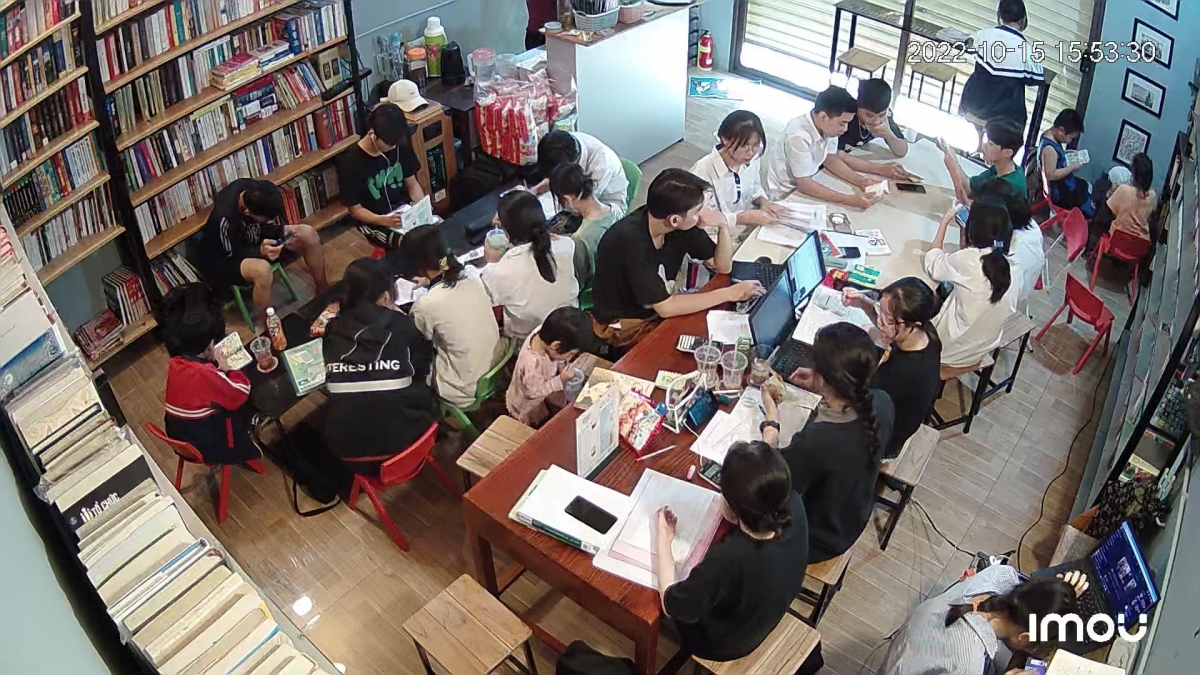 Tiệm sách Vũ quán ngày cuối tuần