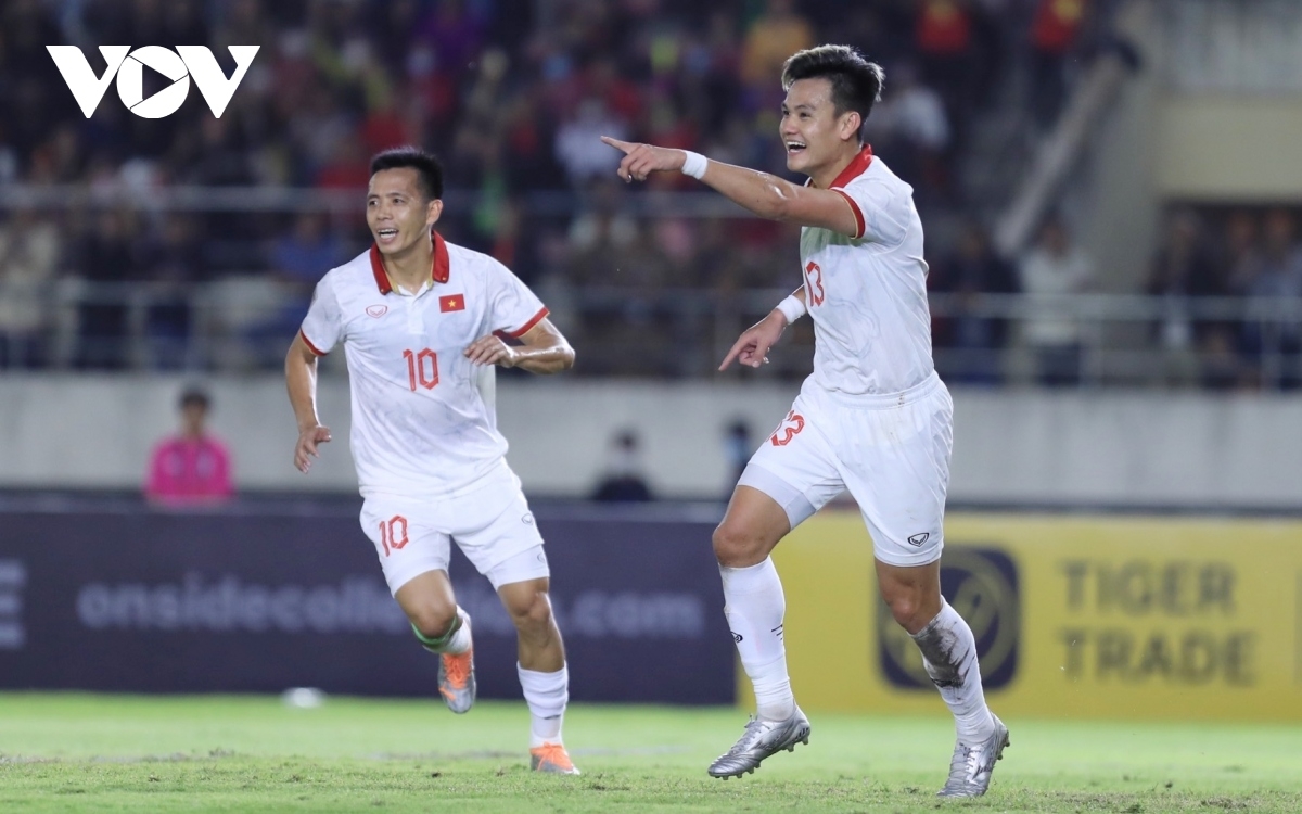 Hồ Tấn Tài có bàn nâng tỷ số lên 3-0 (Ảnh: Hoài Thương)