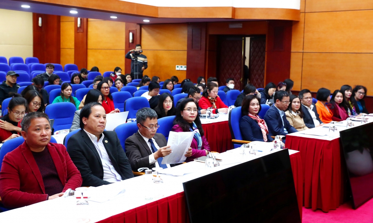 Các đại biểu tham dự lễ phát động "Giái báo chí toàn quốc “Vì sự nghiệp phát triển văn hoá, thể thao và du lịch”. Ảnh: Trần Huấn