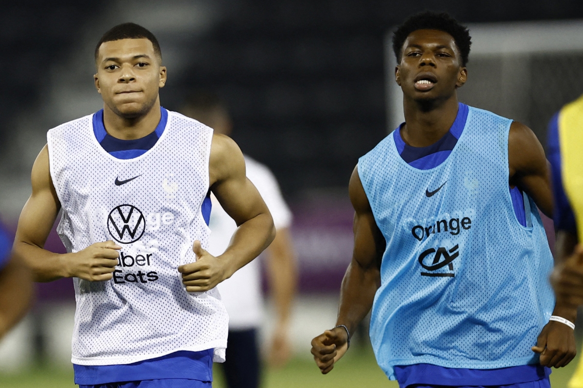Mbappe và Tchouameni của tuyển Pháp đã sẵn sàng cho vòng 1/8
