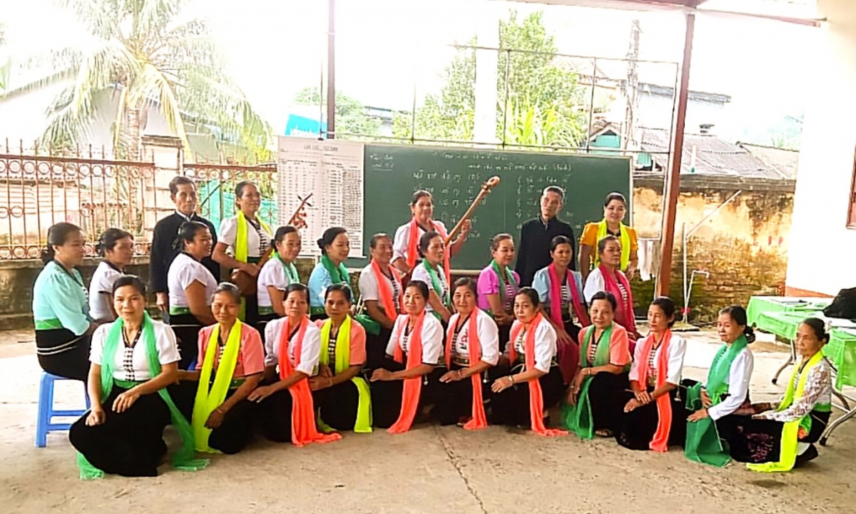 Ông Teo Văn Điệc luôn trăn trở về việc lưu giữ và phát triển văn hoá dân tộc Thái