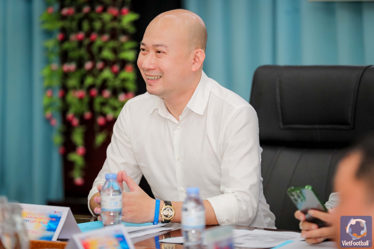 Ông Trần Huy Đức - Uỷ viên BCH VFF, Phó Trưởng BTC giải
