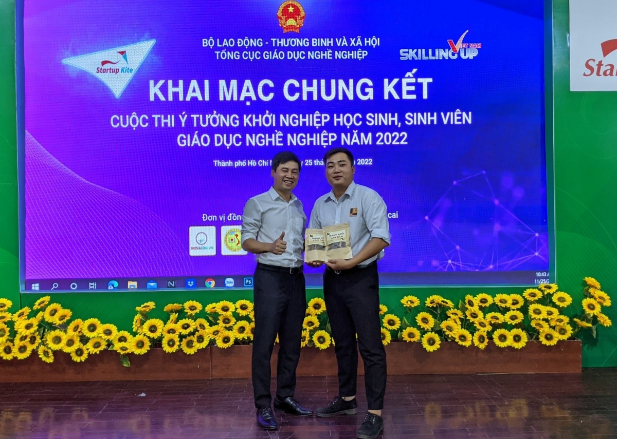 Lý An Thuyên đưa sản phẩm "Măng khô Văn Bàn" tham dự Chung kết cuộc thi “Ý tưởng khởi nghiệp học sinh, sinh viên giáo dục nghề nghiệp” - Startup Kite 2022