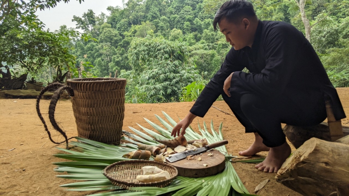 Ước mơ của Lý An Thuyên là đưa sản phẩm măng khô Văn Bàn vào các siêu thị,
trung tâm thương mại