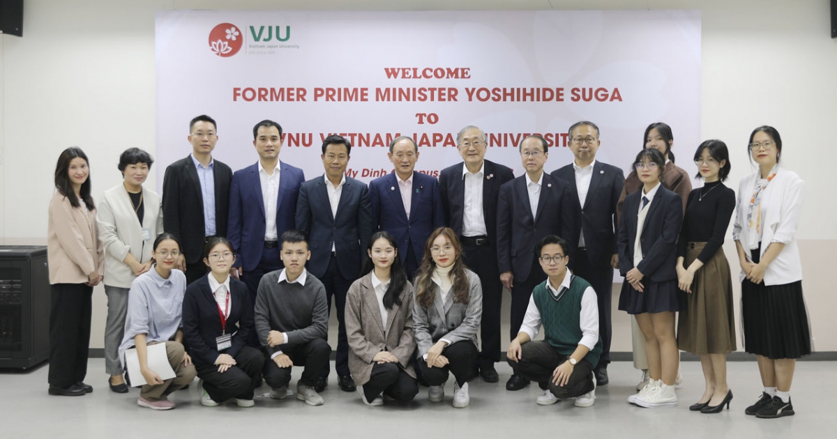 Giám đốc ĐHQGHN Lê Quân - Chủ tịch Hội đồng Trường ĐH Việt Nhật, GS. Furuta Motoo – Hiệu trưởng Nhà trường đã đón tiếp và dự buổi làm việc