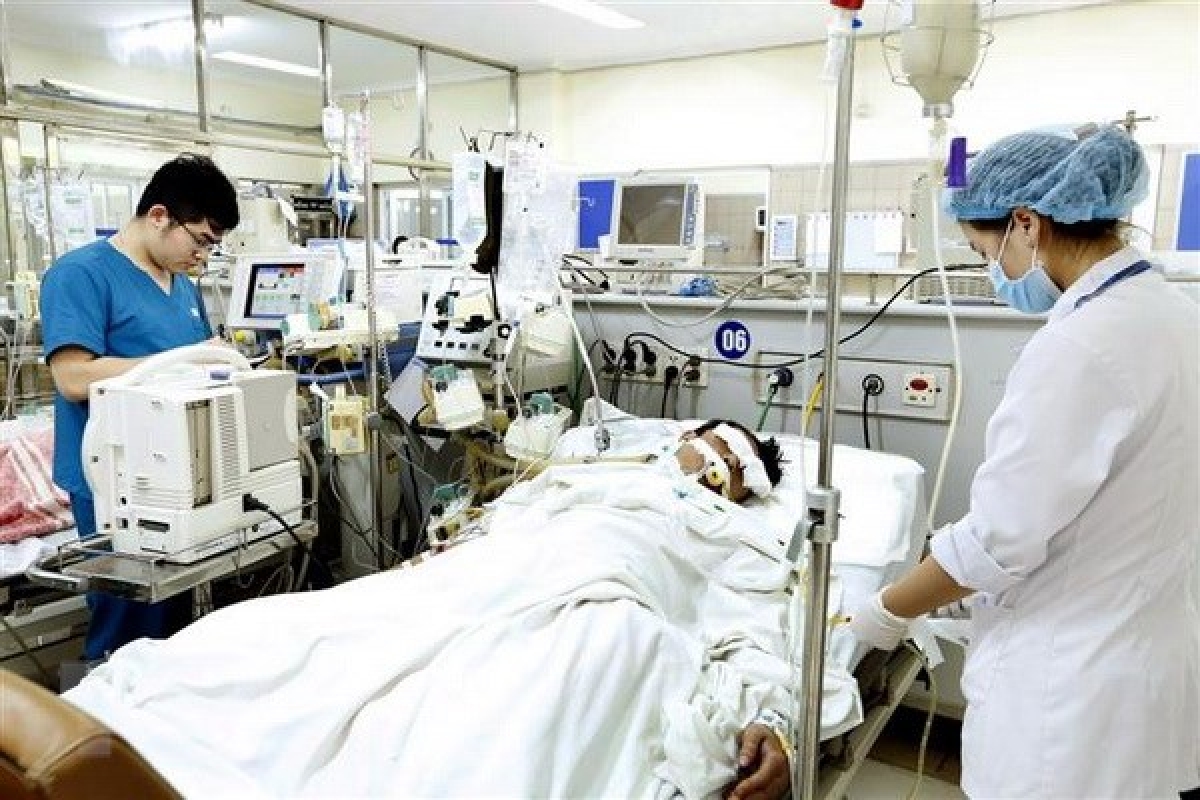 Bệnh nhân ngộ độc rượu bị hôn mê sâu