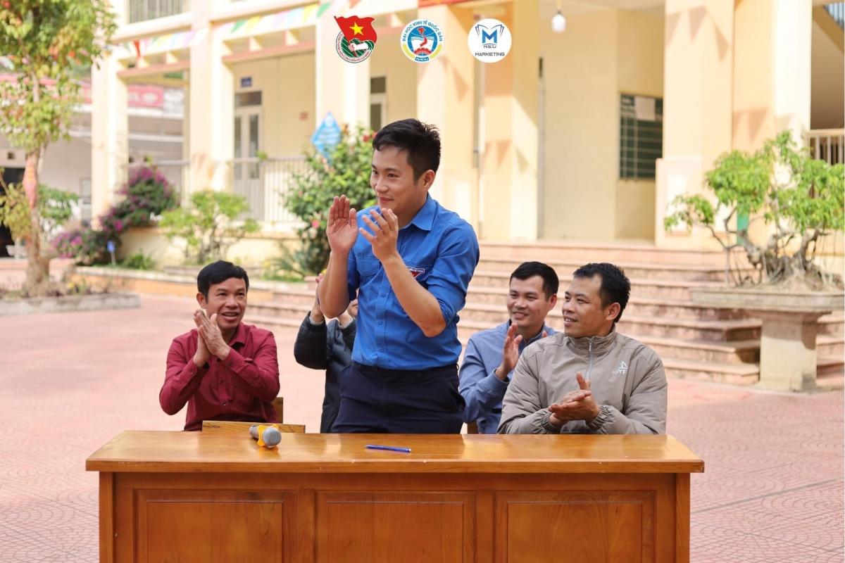 Anh Trần Việt An, Uỷ viên thường vụ Ban chấp hành Đoàn thanh niên trường Đại học Kinh tế quốc dân.