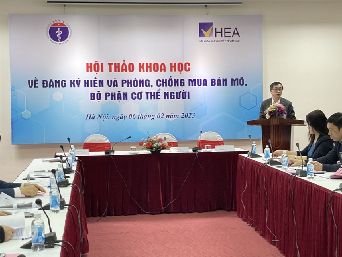 TS Trần Văn Thuấn phát biểu tại hội thảo