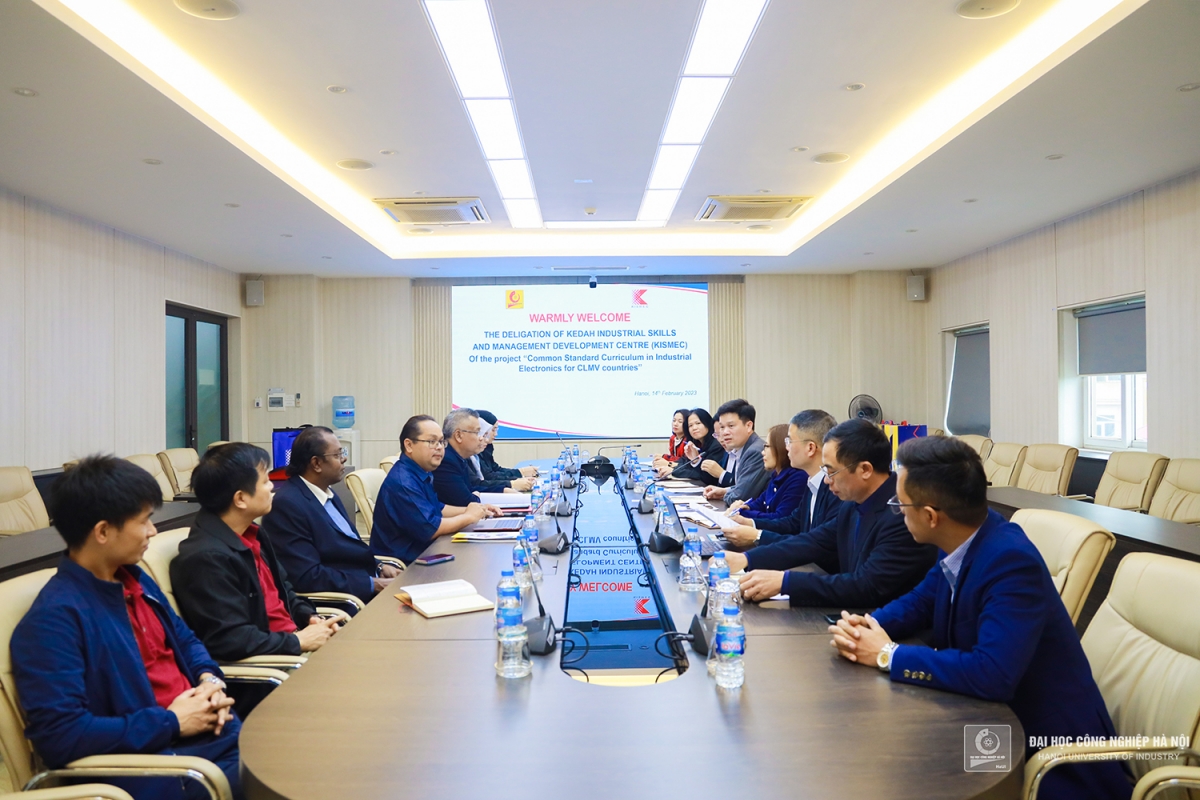 Trường Đại học Công nghiệp Hà Nội tiếp và làm việc với đoàn công tác Trung tâm Phát triển quản lý & Kỹ năng công nghiệp Kedah Malaysia