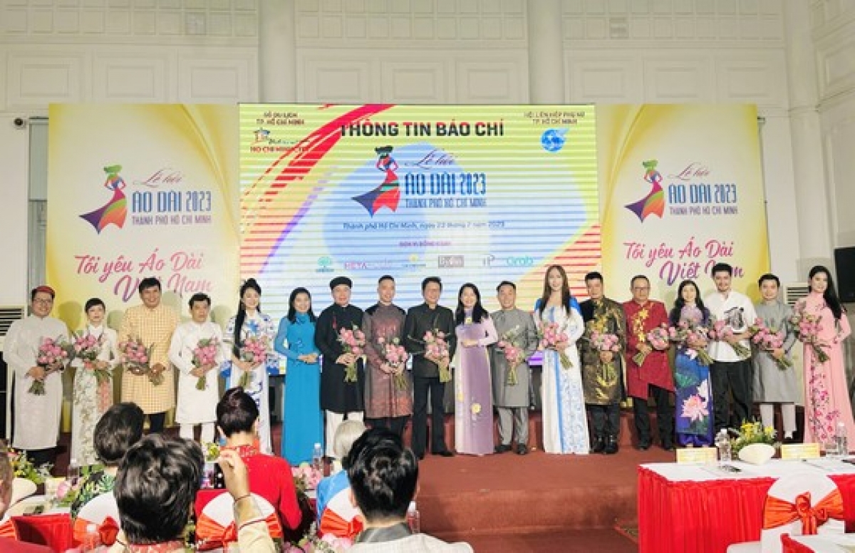 Các NTK đồng hành Lễ hội Áo dài TPHCM 2023