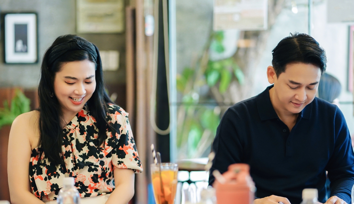 Lê Khánh và Hứa Vĩ Văn tại buổi đọc kịch bản "Biệt đội rất ổn".