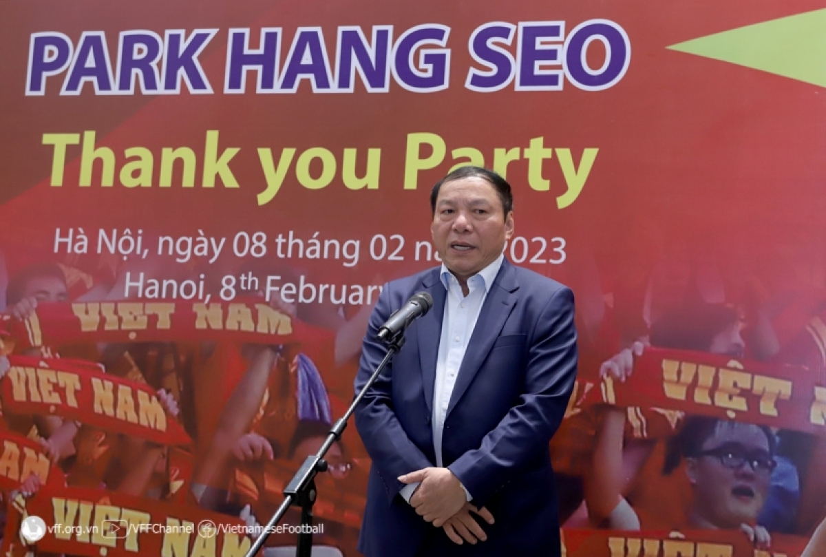 Bộ trưởng Bộ VH-TT-DL Nguyễn Văn Hùng