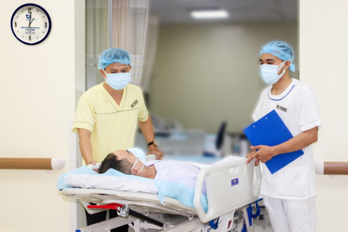 Người cao tuổi, bệnh nền, người thừa cân béo phì, tiểu đường… cần được bảo vệ trước Covid-19