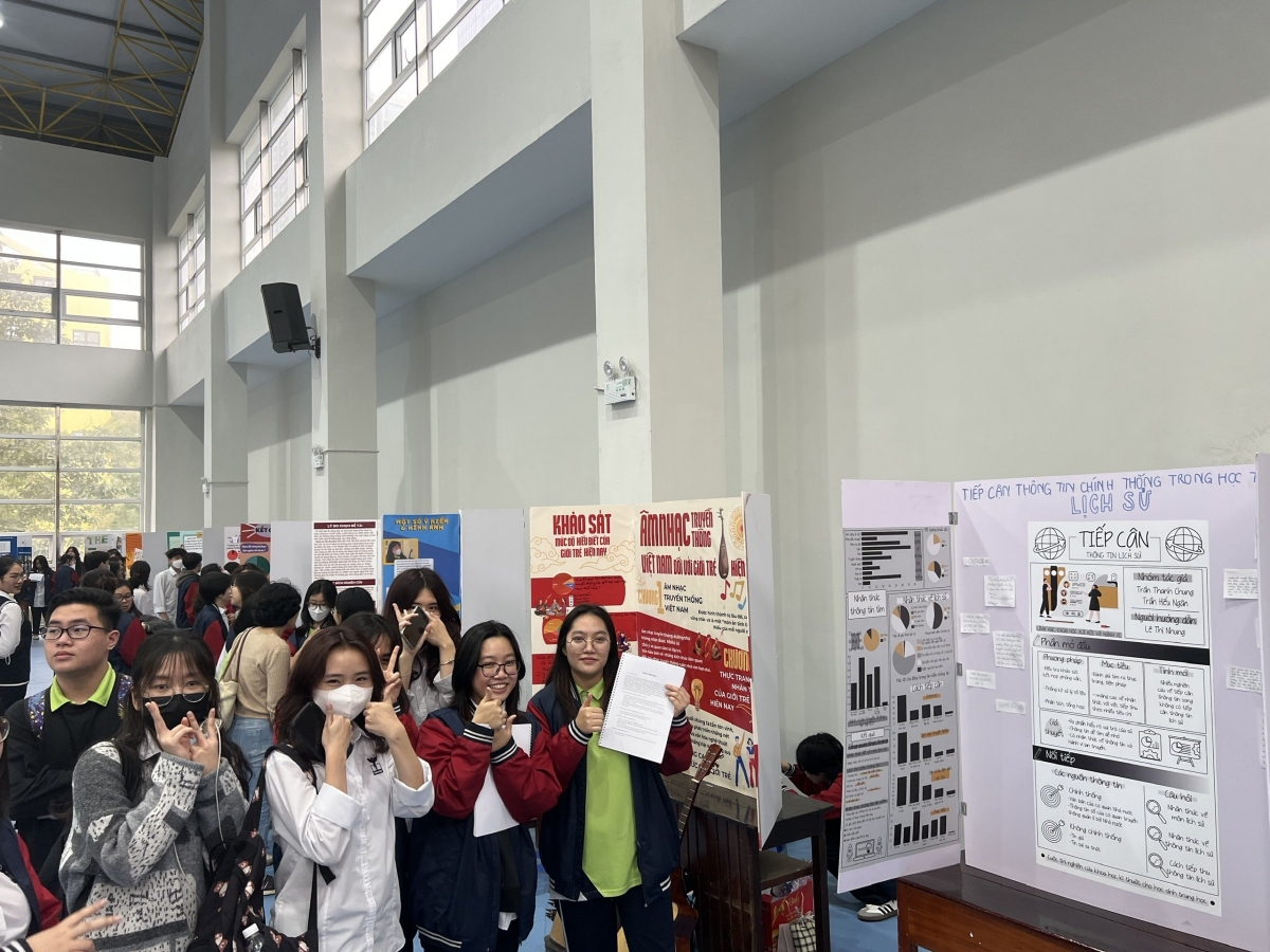 Học sinh chuẩn bị cho phần trình bày