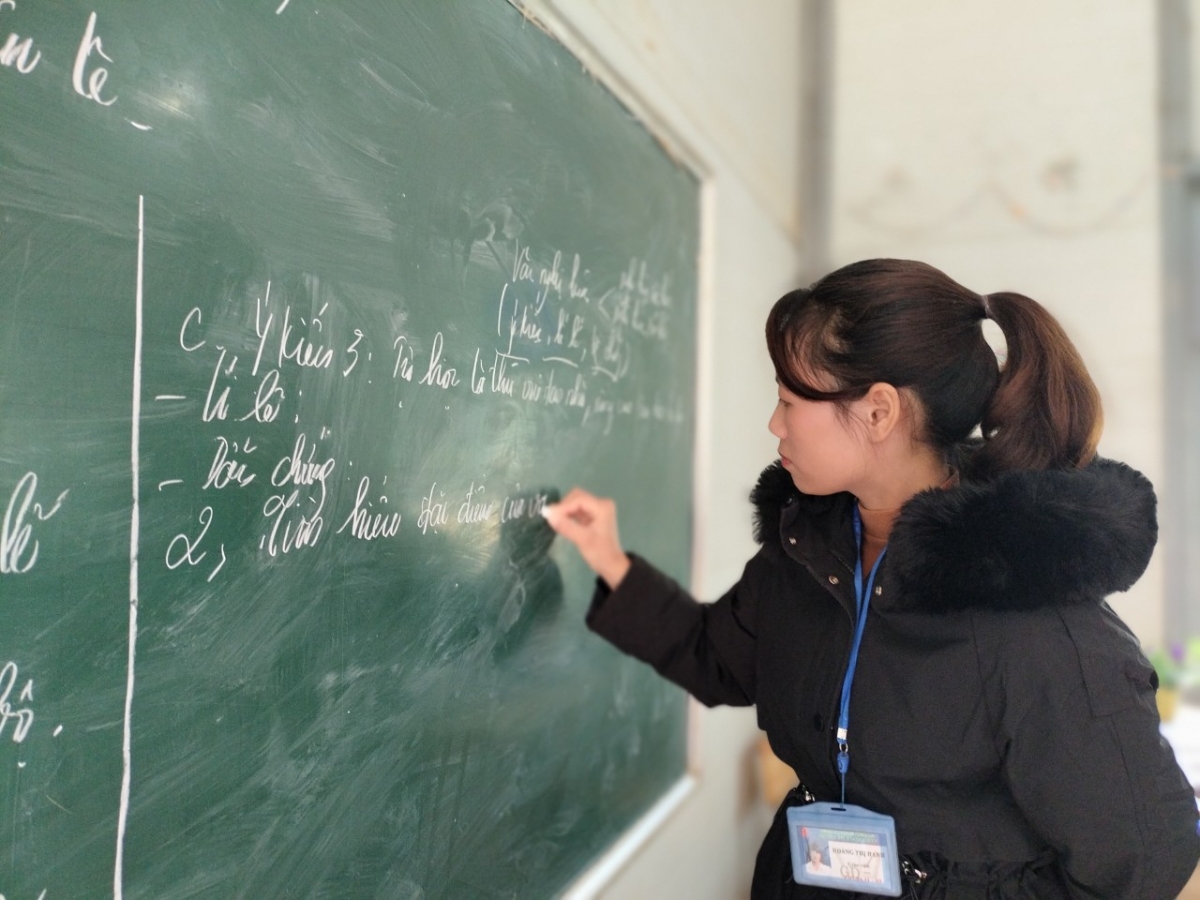 Cô Hoàng Thị Hạnh, trường THCS Ngọc Chiến (Mường La, Sơn La)