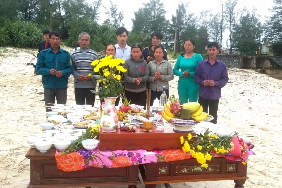 Cụ Hoàng Nhỏ đã qua đời, việc giỗ 64 liệt sĩ Gạc Ma vẫn được các con cháu của cụ thực hiện