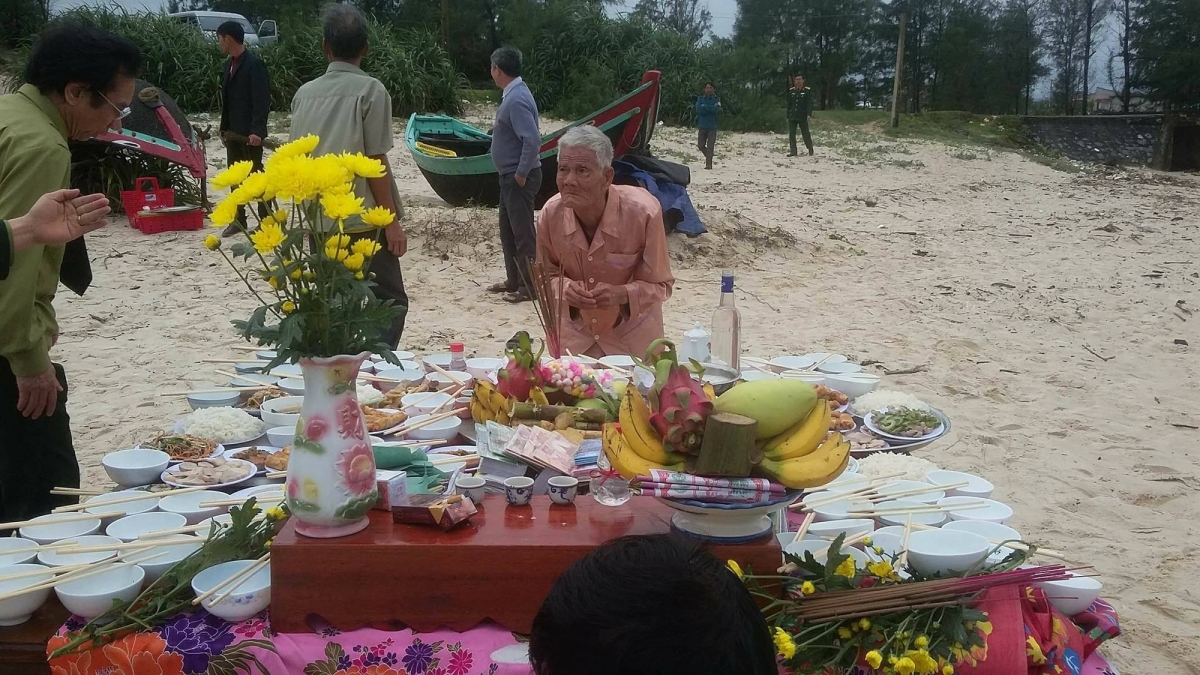 Trong lòng cụ, 64 liệt sĩ là con cái của cụ.