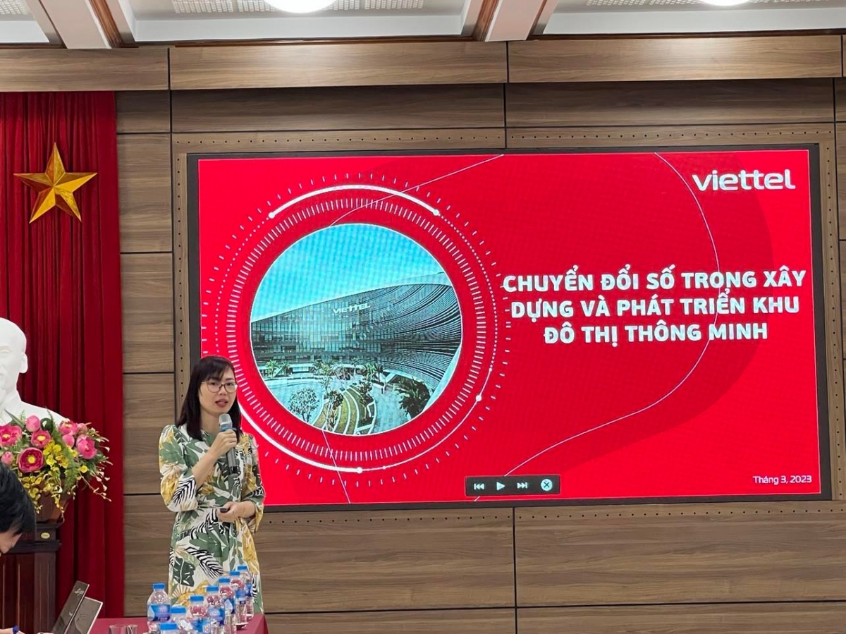 Bà Trịnh Thị Lan- Tập đoàn Viễn thông quân đội Vietel