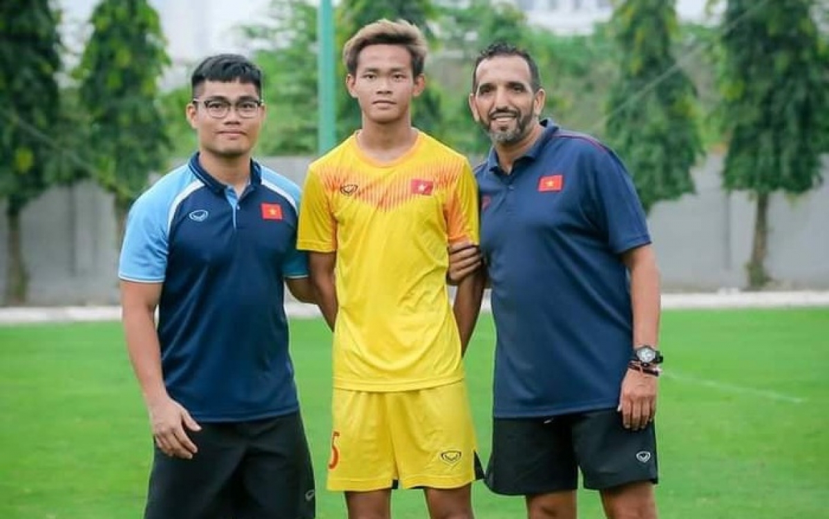 Bùi Vĩ Hào - nhân tố X - trên hàng công của U22 Việt Nam bất ngờ bị loại khỏi đội hình dự SEA Games 32.