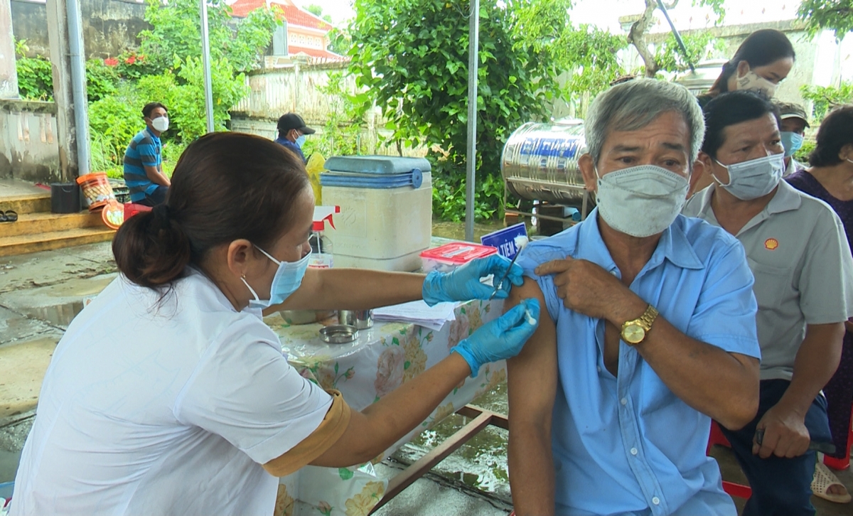 Các địa phương tăng cường tiêm vaccine Covid-19