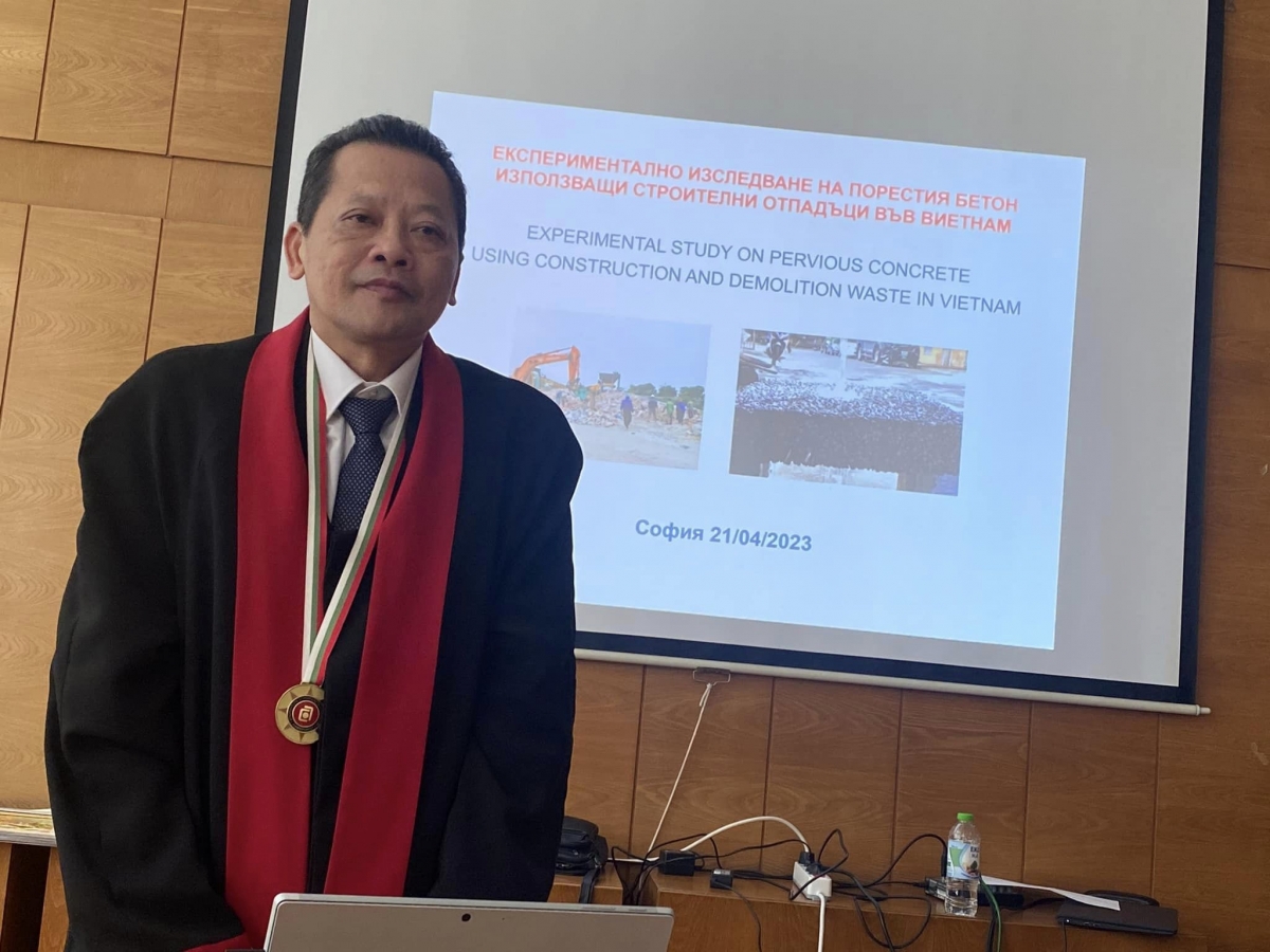 GS.TS Phan Quang Minh phát biểu tại buổi lễ