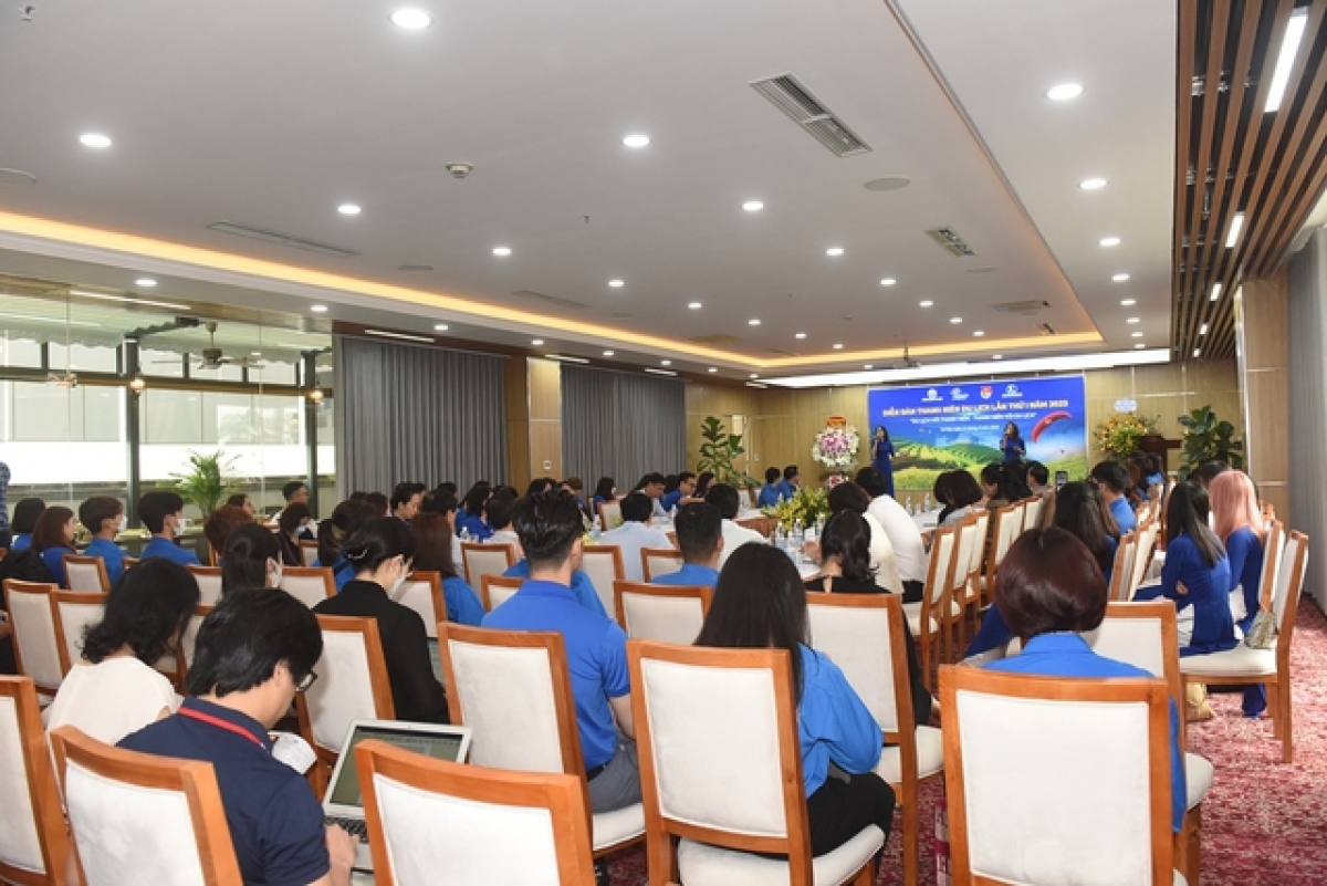 Toàn cảnh diễn đàn thanh niên du lịch lần thứ I Với chủ đề "Du lịch với Thanh niên, Thanh niên với Du lịch"