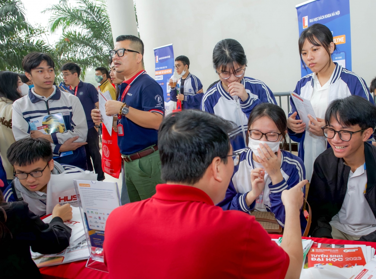Thí sinh rất mong muốn có thông tin chính xác về các ngành nghề đào tạo và nhu cầu việc làm của các ngành nghề sau khi tốt nghiệp