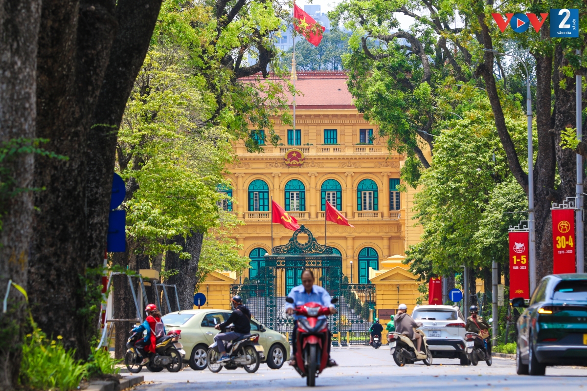 Hoạt động trang trí, tuyên truyền cổ động nhằm nêu bật ý nghĩa lịch sử, truyền thống cách mạng, lòng yêu nước, tự hào dân tộc.