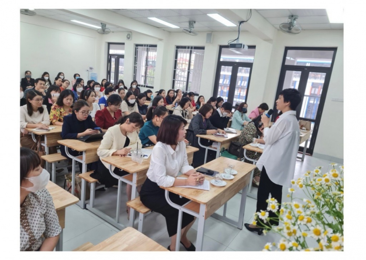Giáo viên chia sẻ chuyên đề phương pháp ôn tập thi vào lớp 10 môn Ngữ văn
