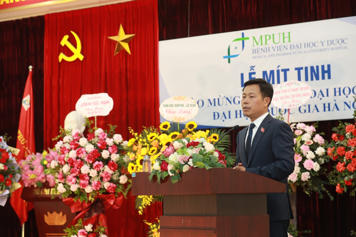 GS.TS Lê Quân - Giám đốc ĐHQGHN phát biểu tại Lễ mít tinh