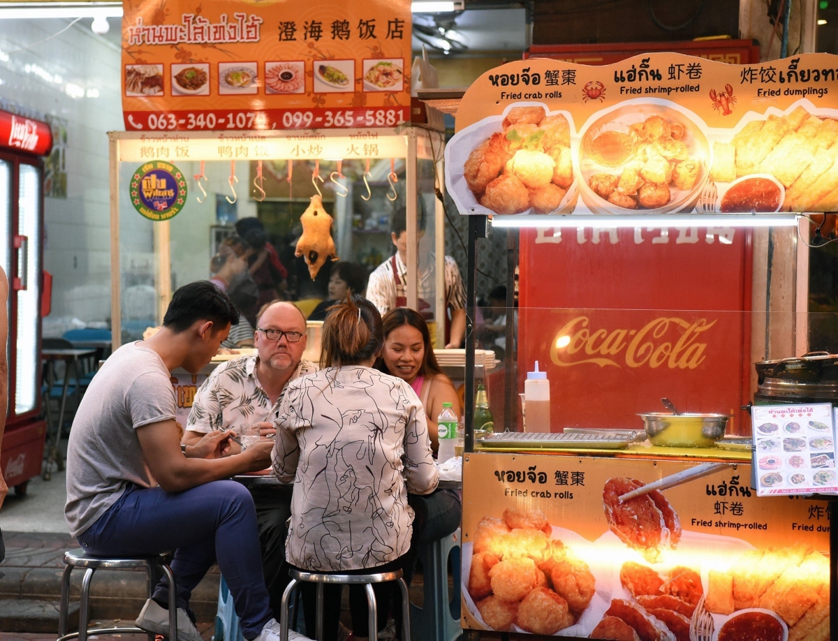 Các món ăn cay và nhiều sa tế dường như là đặc sản nơi đây