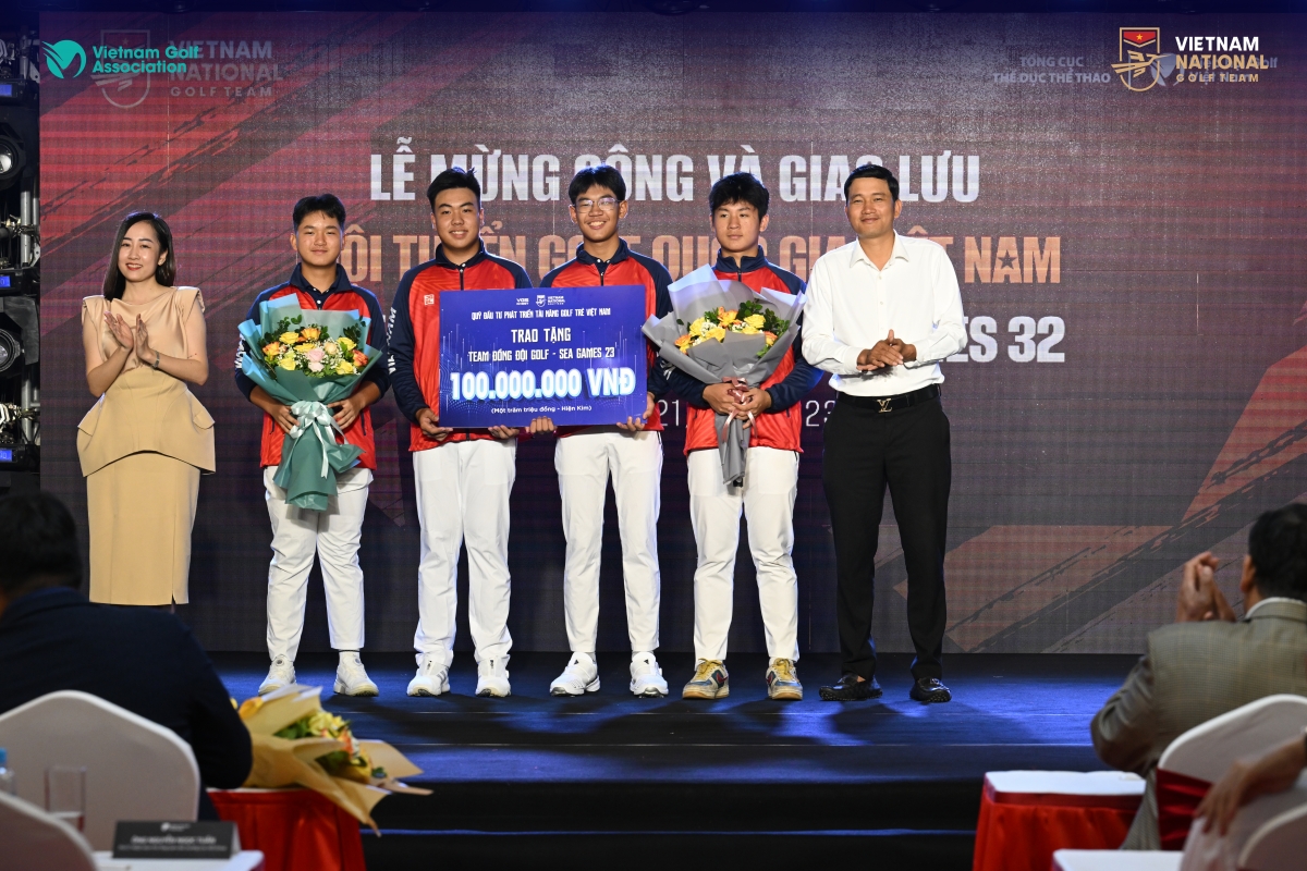 Các VĐV đã góp phần mang về những tấm huy chương lịch sử tại SEA Games 32