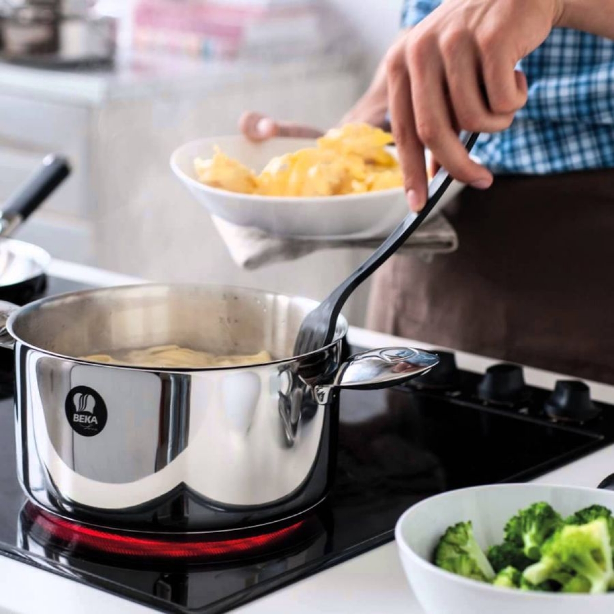 Cần đun nóng đồ ăn sau khi lấy ra từ tủ lạnh