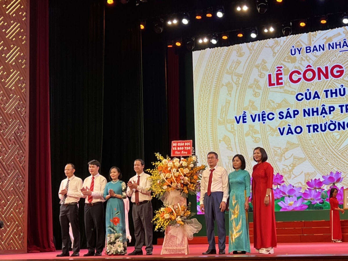 Lễ công bố Quyết định sáp nhập Trường Cao đẳng Hải Dương vào trường Đại học Hải Dương