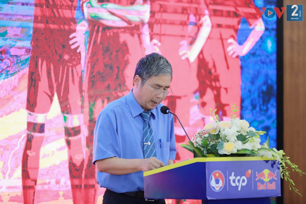 TTK VFF Dương Nghiệp Khôi phát biểu trong lễ trao thưởng