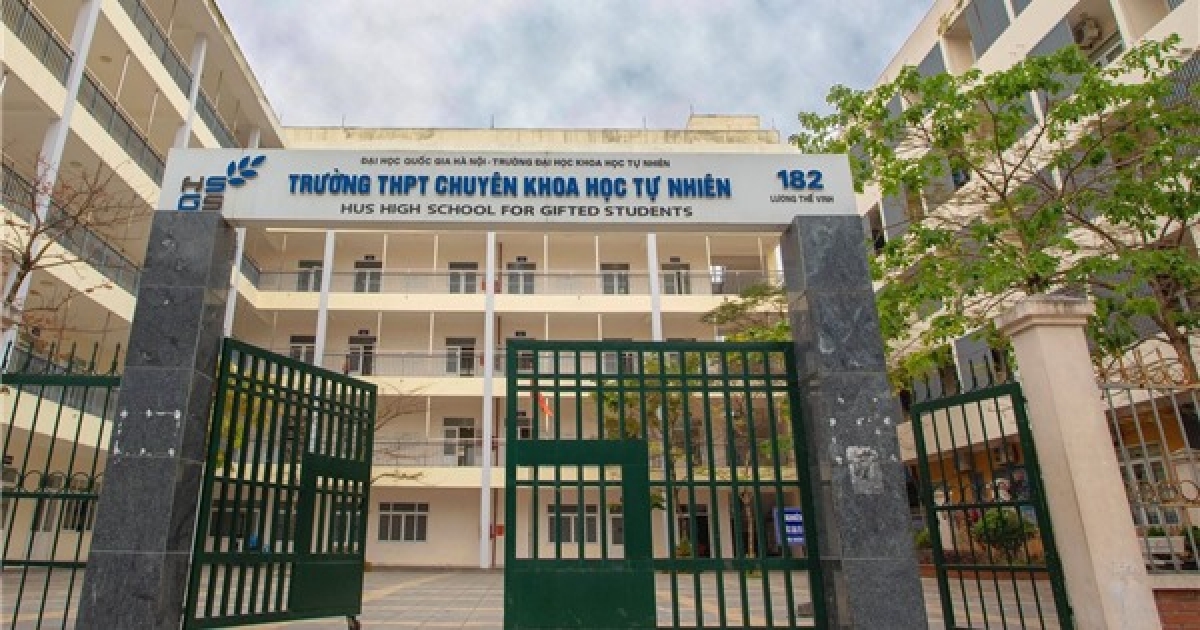 Trường THPT Chuyên Khoa học Tự nhiên