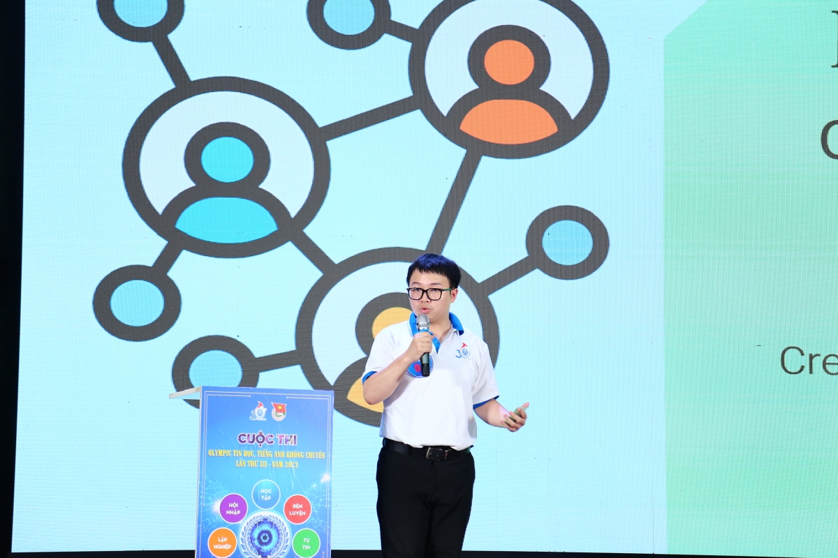 Một trong những thí sinh nhận được nhiều tràng pháo tay nhất trong phần thi Tỏa sáng bởi khả năng ngôn ngữ Anh cùng khả năng phản xạ linh hoạt