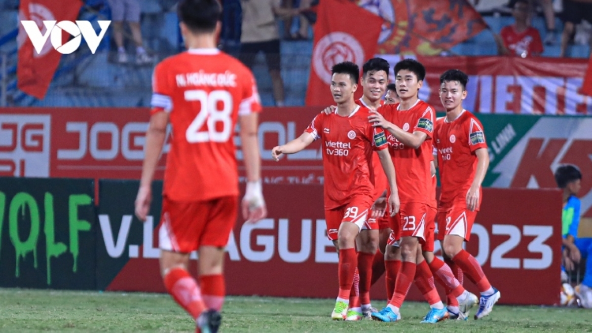 Viettel FC giành thắng lợi tưng bừng với tỷ số 3-0 trước SLNA trên sân nhà Hàng Đẫy.