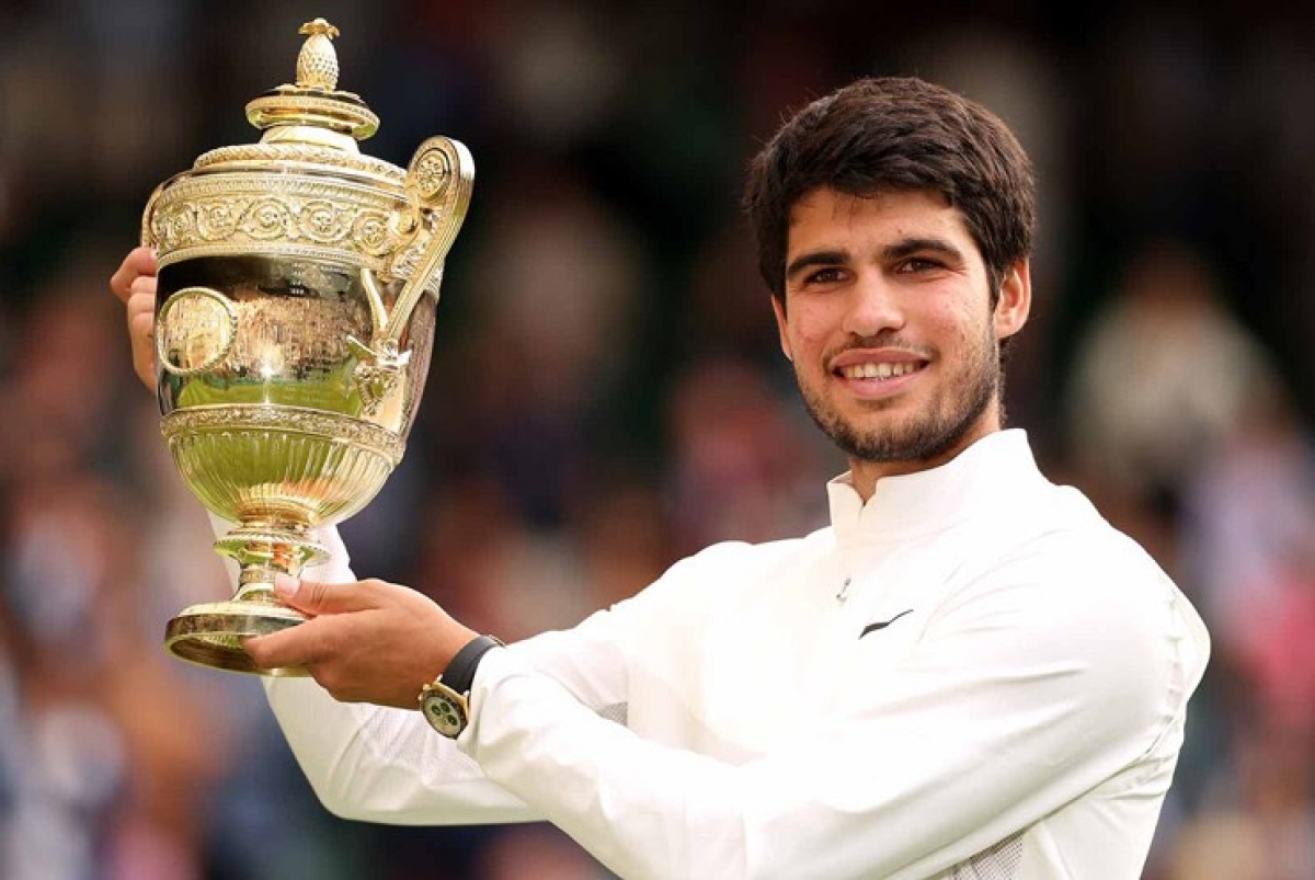 Carlos Alcaraz lần đầu vô địch Wimbledon