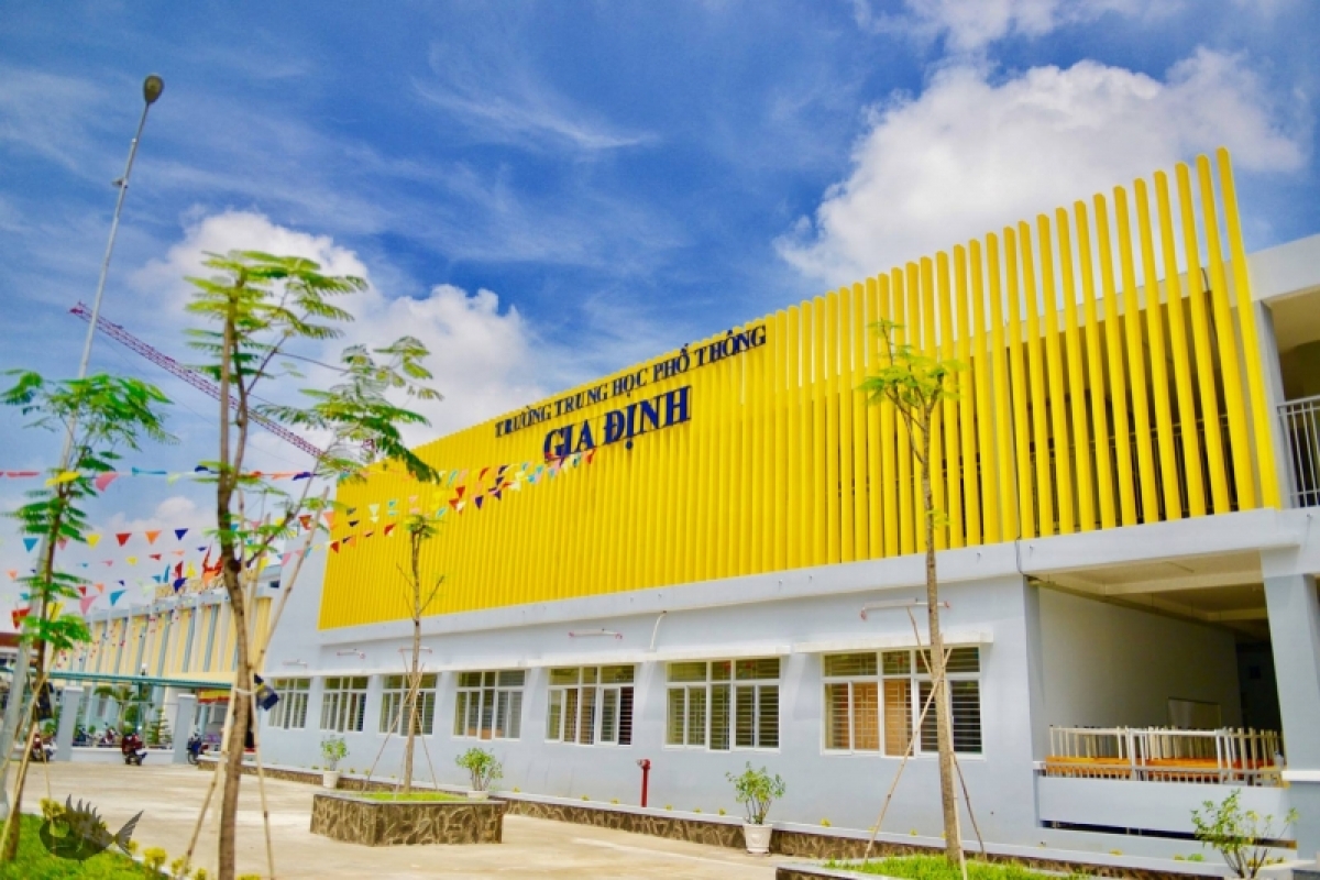 Sở Giáo dục và Đào tạo đề nghị hiệu trưởng Trường THPT Gia Định rà soát các nội dung liên quan vụ việc nữ sinh tố mình bị đạo bài thi Genius-Olympiad