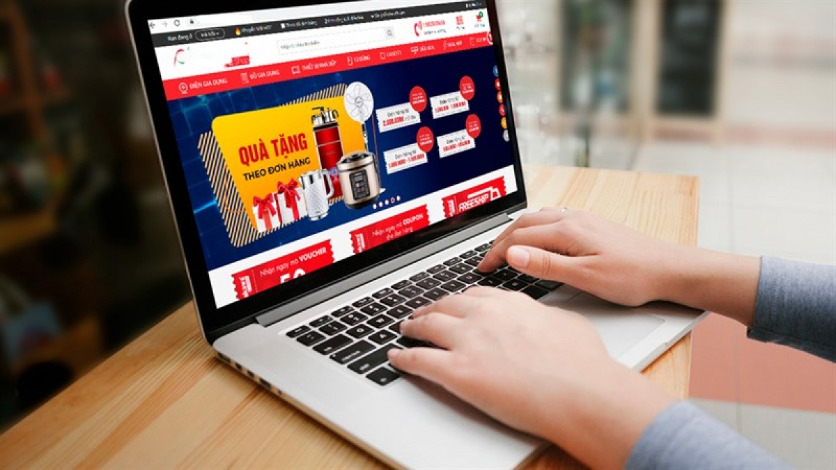 Kẻ xấu sử dụng nhiều chiêu trò tinh vi để lừa đảo online. Ảnh: Internet