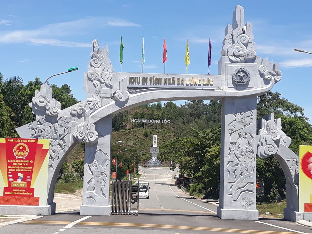 Khu di tich Ngã ba Đồng Lộc đã được xây dựng khang trang để tưởng nhớ những người đã ngã xuống nơi tuyến đường này. Ảnh:internet