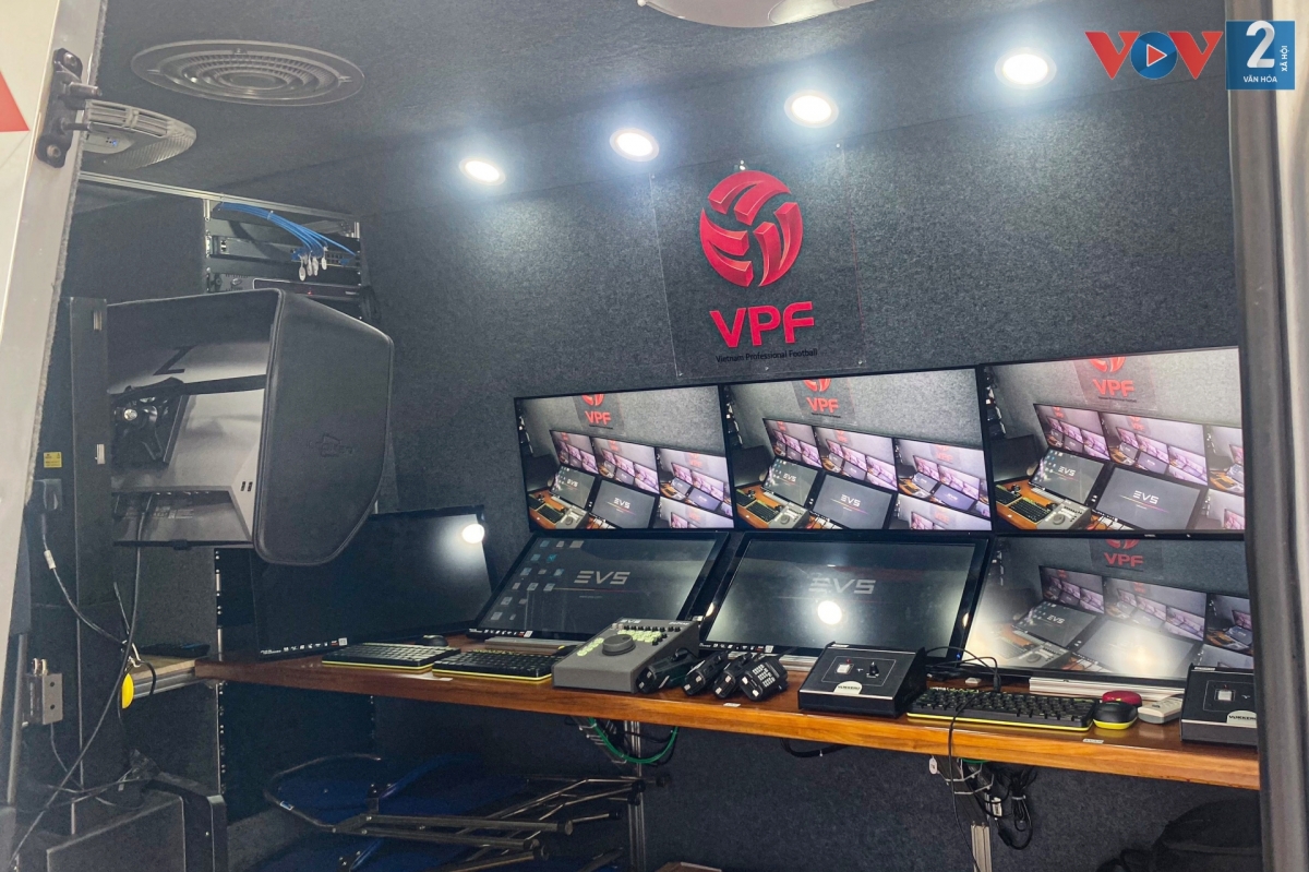 Trang thiết bị hiện đại bên trong xe VAR
