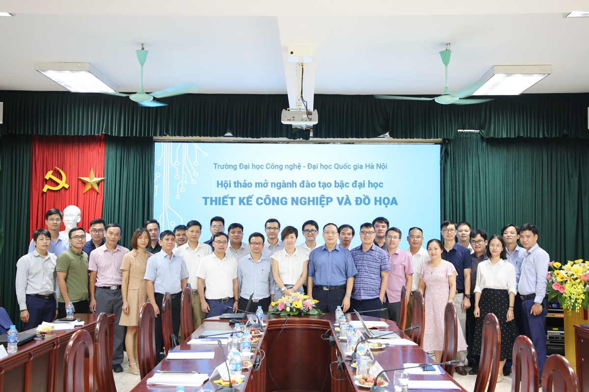 Các đại biểu tham dự Hội thảo 