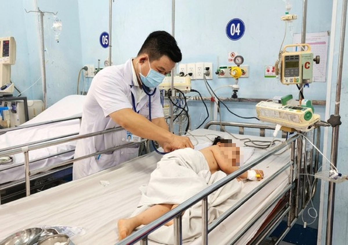 Nhiều bệnh nhi diễn tiến nặng khi không bị sốt