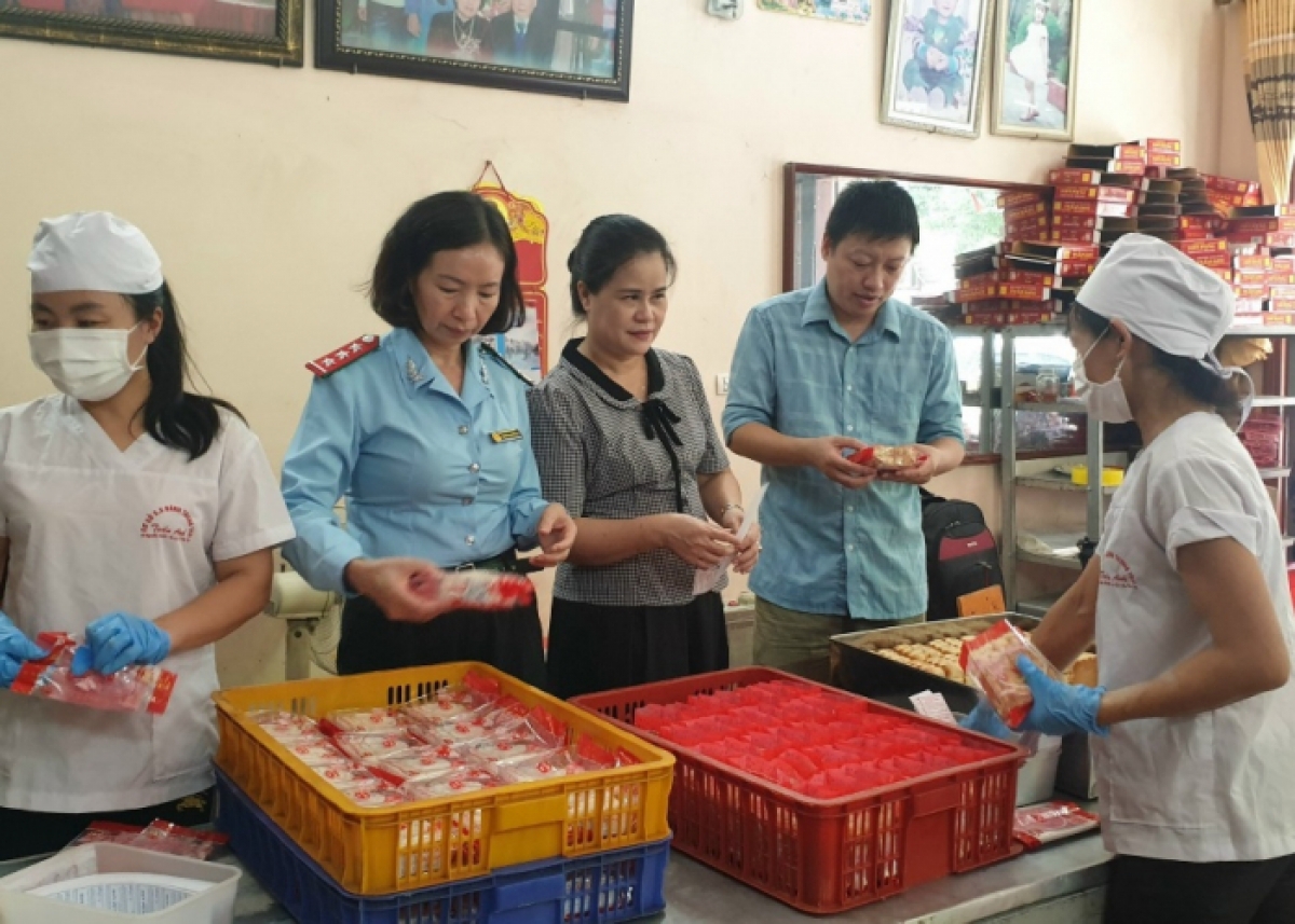 Lập các đoàn thanh, kiểm tra cơ sở sản xuất bánh trung thu