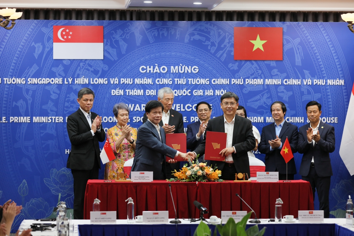 Đại học Quốc gia TP.HCM ký hợp tác với Đại học Công nghệ Nanyang (NTU - Singapore)