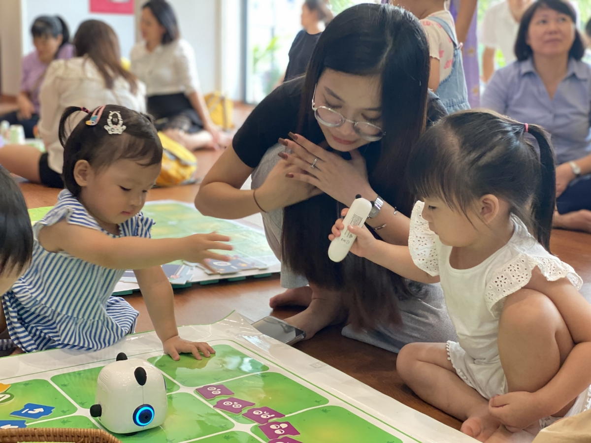 "Con thử đi nào"- Một cách khích lệ, đồng hành để trẻ mầm non tự tin trải nghiệm công nghệ