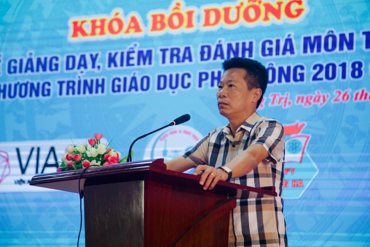 Ông Lê Văn Tính - Trưởng phòng GD trung học - GD thường xuyên Sở GD&ĐT tỉnh Quảng Trị